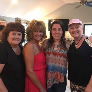 Meet your Posher, Beth